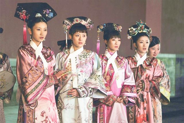 微微一笑很倾城演员表，微微一笑很倾城电视剧演员表（《甄嬛传》已过10年）