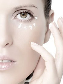 怎么正确使用眼霜，眼霜要怎么用才正确（眼霜的正确涂法是什么样的）