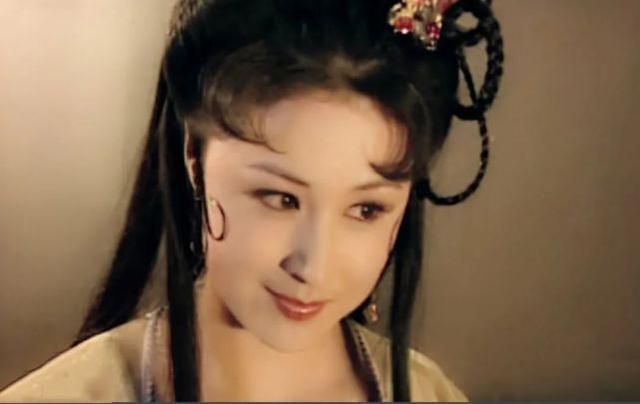 二大爷是什么意思，“小二嫂子”“二大爷”
