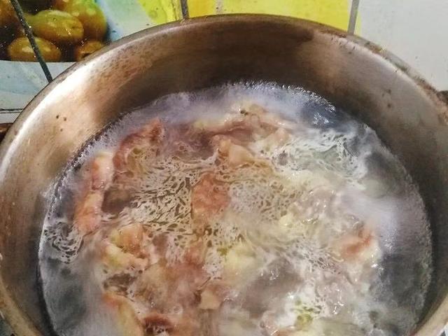 番茄肥牛汤的做法，肥牛番茄汤怎么做简单（上海妈妈教你“番茄肥牛汤”家常做法）