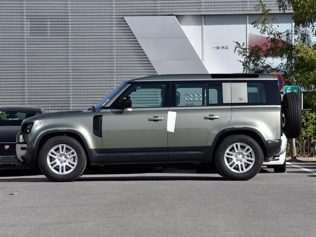 路虎揽胜图片大全大图，现代揽胜报价及图片（6缸增压+四驱豪华SUV）