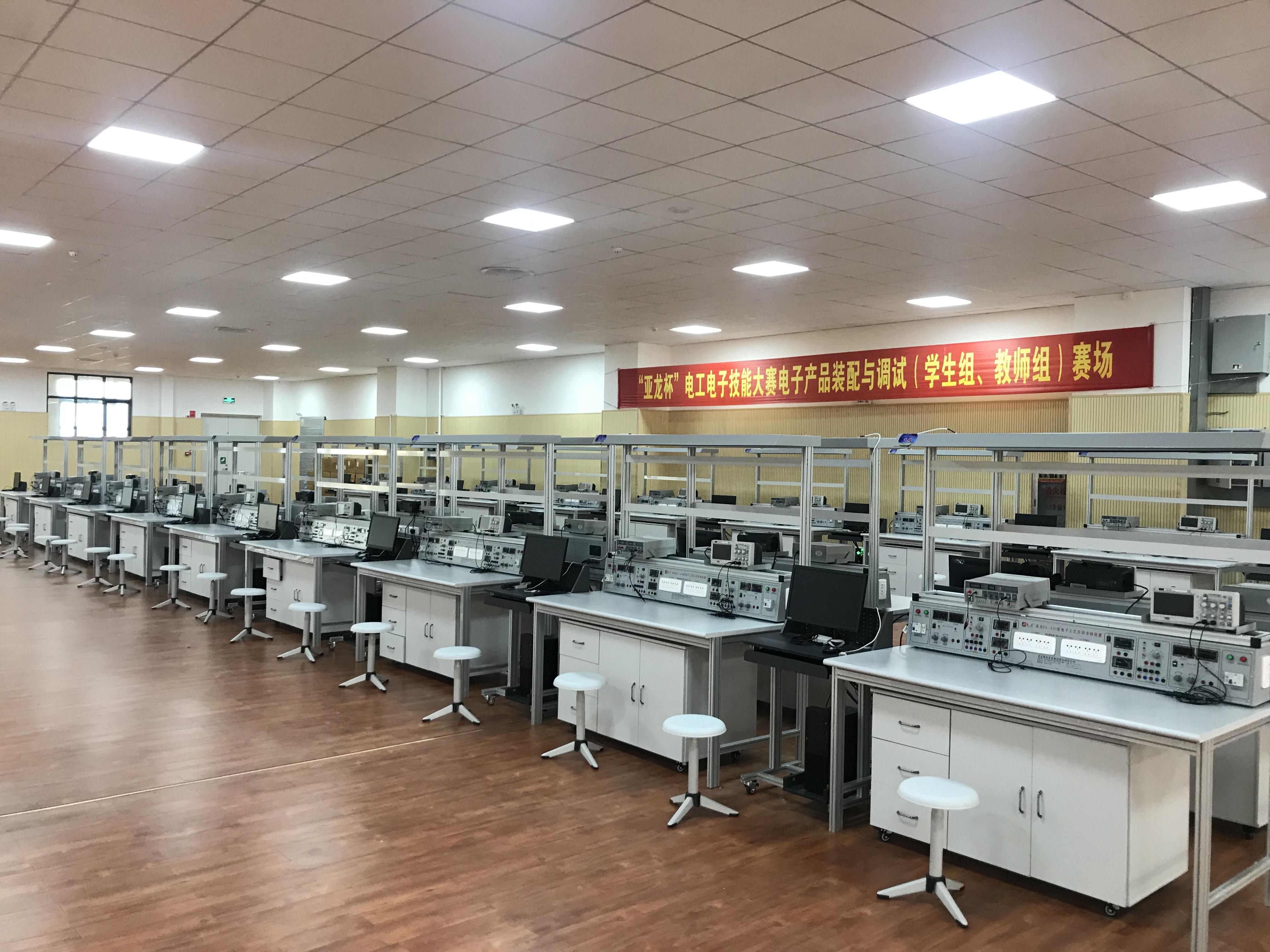 亚龙 单片机 亚龙智能装备助力2019年云南省职业院校技能大赛