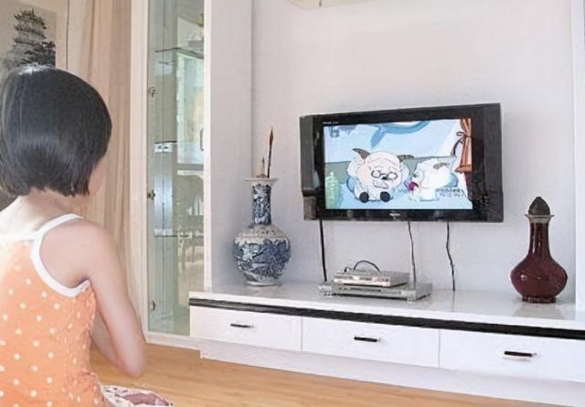 小龙人歌词，小龙人歌词歌曲歌词（27年前火爆全国的《小龙人》）