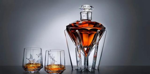 威士忌怎么喝,杰克丹尼威士忌怎么喝(从酒杯选择到三种经典喝法) 威士忌怎么喝,杰克丹尼威士忌怎么喝(从酒杯选择到三种经典喝法)