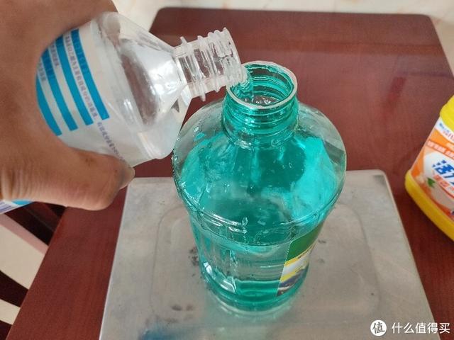 玻璃水的配制方法，玻璃水配方（老司机教你自制防冻玻璃水）