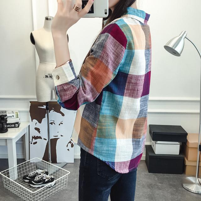 格子衬衫配什么裤子，长款格子衬衫搭配（搭配牛仔裤或休闲裤都很美）