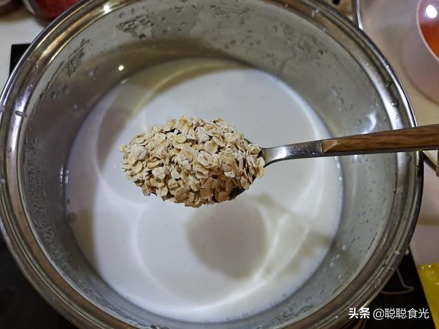 爱心早餐怎么做，爱心早餐制作方法（最适合520表白的爱心早餐）