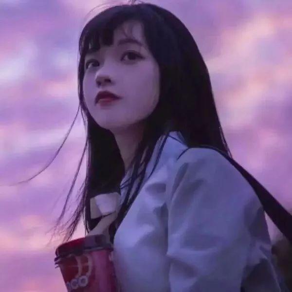 动漫帅哥美女图片，帅哥美女杂图（图王鲨鱼哥第33期33套微信头像加背景图）