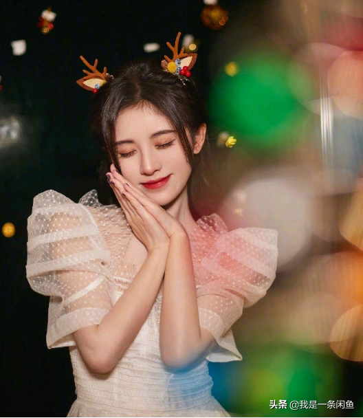 鞠婧祎为什么叫四千年美女，鞠婧祎为什么被叫做四千年美女（鞠婧祎是四千年一遇的美女）