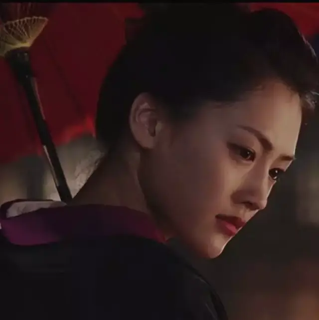 超拽霸气女生头像，女生头像霸气超拽 ᴮᵉ ⁿᵉⁱᵗʰᵉʳ ᵍᵉⁿᵗˡᵉ ⁿᵒʳ ⁱⁿᵈⁱᶠᶠᵉʳᵉⁿᵗ.微信（什么事都可以努力）