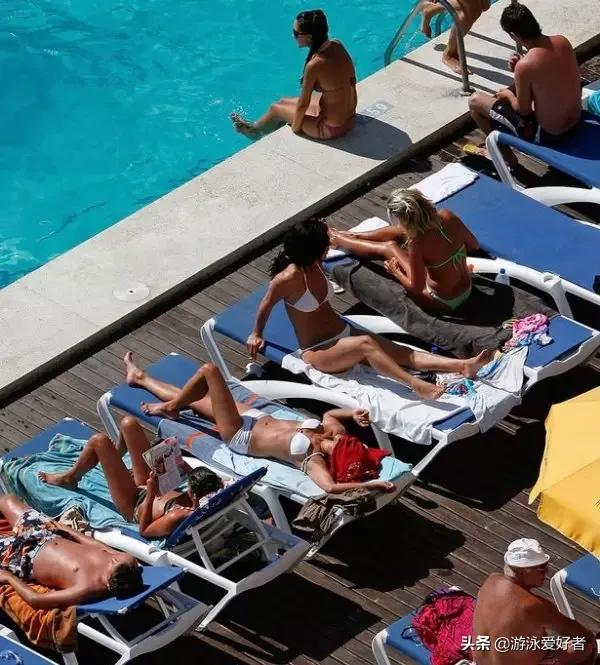 二十种眼形大全图解，色眼识人性格分析（你会偷偷在游泳池里撒尿吗）