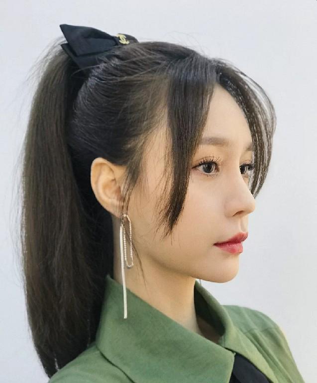 羊毛卷发型图片女，中长发烫发（不要再坚持你那万年不变的发型了）