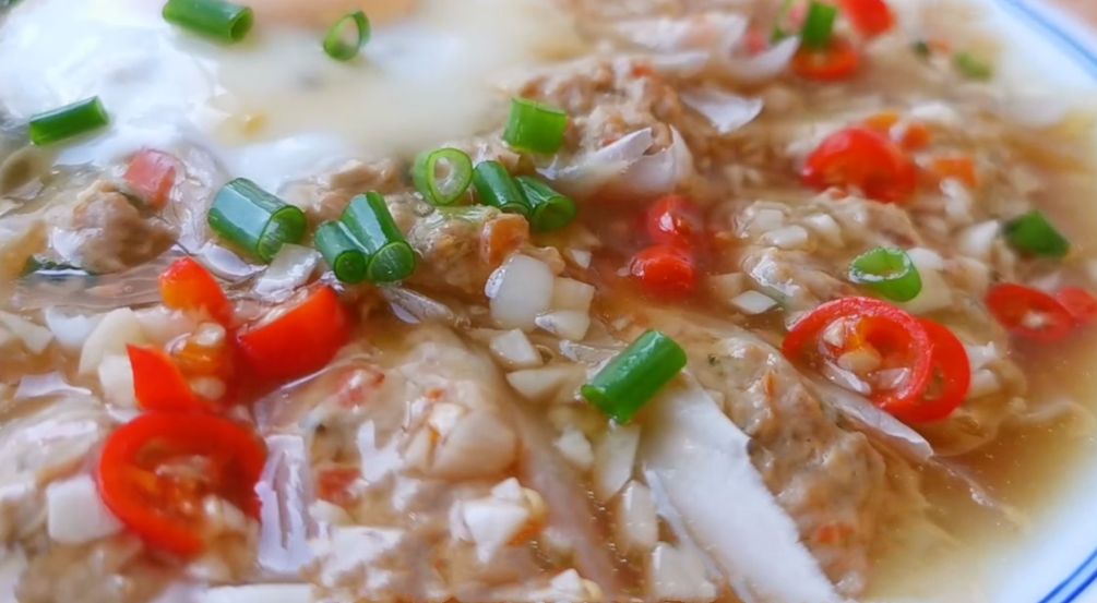 圖片[7]-【白菜肉卷】做法步驟圖 鮮嫩多汁又下飯 比紅燒肉還香-起舞食譜網