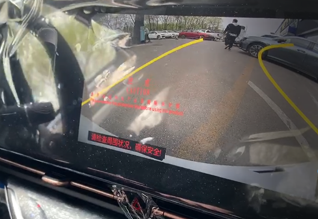 倒车影像怎么安装，倒车影像摄像头安装方法详解（自己动手装了个倒车影像）