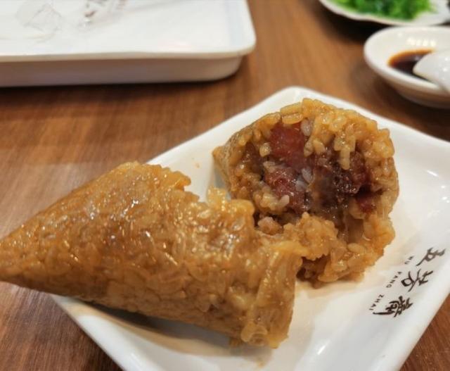 嘉兴文虎酱鸭怎么样，嘉兴酱鸭好吃吗（美食跟小吃也都韵味十足）