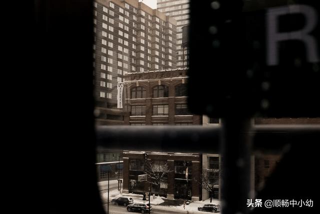 英语中副词的位置应该放在哪里，英语副词放在什么位置（英语中副词该放在什么位置）