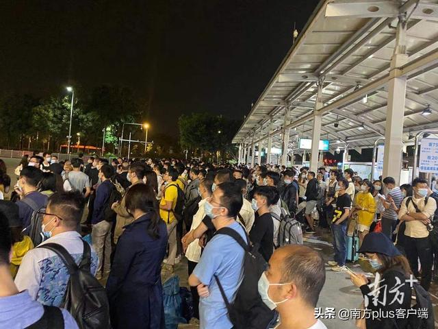 广州火车站正晚点信息，昨夜广州南站大量列车晚点