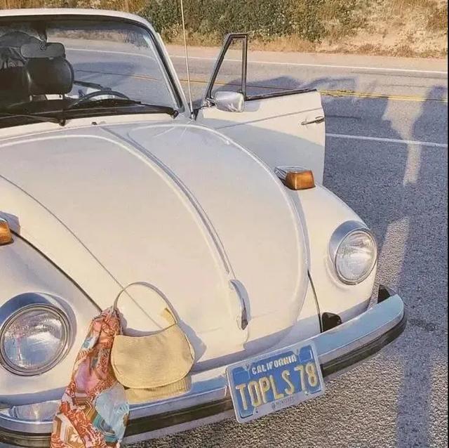 超赞的朋友圈背景图 背景图 月亮和星星会不会互道心事,超赞的朋友圈背景图怎么弄(好看的朋友圈背景图) 超赞的朋友圈背景图 背景图 月亮和星星会不会互道心事,超赞的朋友圈背景图怎么弄(好看的朋友圈背景图)