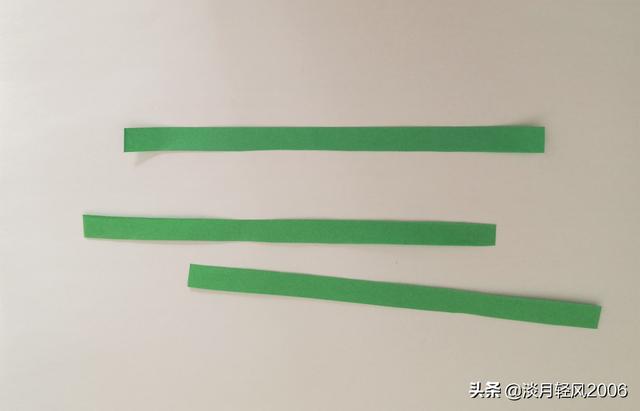 花朵手工粘贴画，花朵手工（一学就会的简单贴画教程）