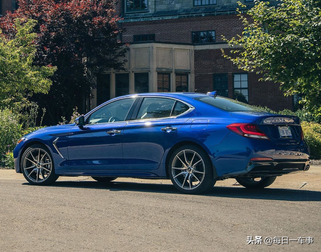 像宾利带翅膀标志的车,像宾利带翅膀标志的车chrysler(颜值实力兼得