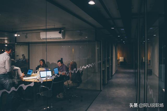 王兴美团创始人，沈南鹏投资美团王兴（美团市值超2万亿的秘密）