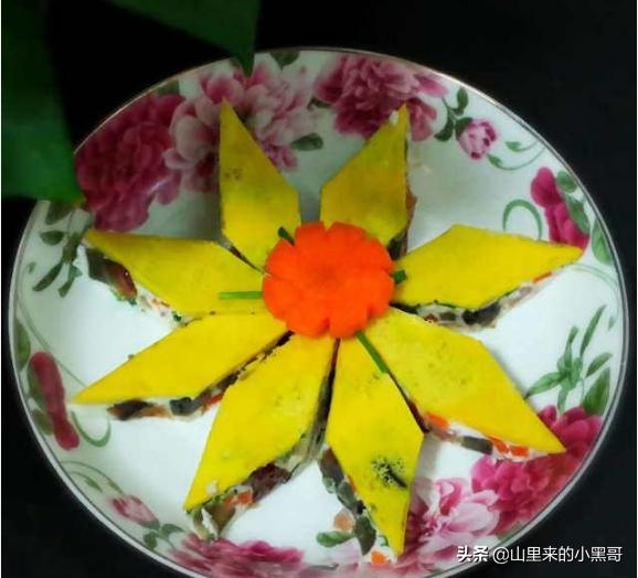 香豆饼的做法,香豆饼子做法(美食推荐:千层葱香猪肉饼) 香豆饼的做法,香豆饼子做法(美食推荐:千层葱香猪肉饼)