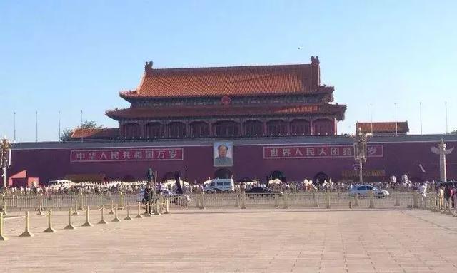 天安门广场有多大，国内最大的石材广场——天安门广场