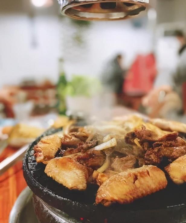 郑州美食排名前十，郑州十大网红餐厅排行榜  留白西餐厅最文艺（郑州市经开区美食盘点TOP10出炉）