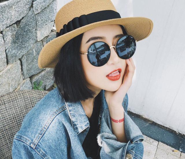 脸大的人适合什么眼镜，大脸适合什么样的眼镜（还是凹造型的利器）