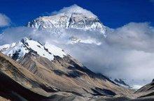 昆仑在哪里，昆仑关在哪里（中国第一神山——昆仑山）