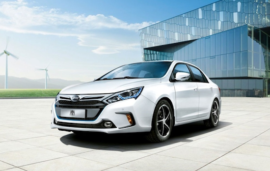 比亚迪投诉电话，新车出现质量问题如何进行补偿诉求（电池达到更换标准却遭阻拦）