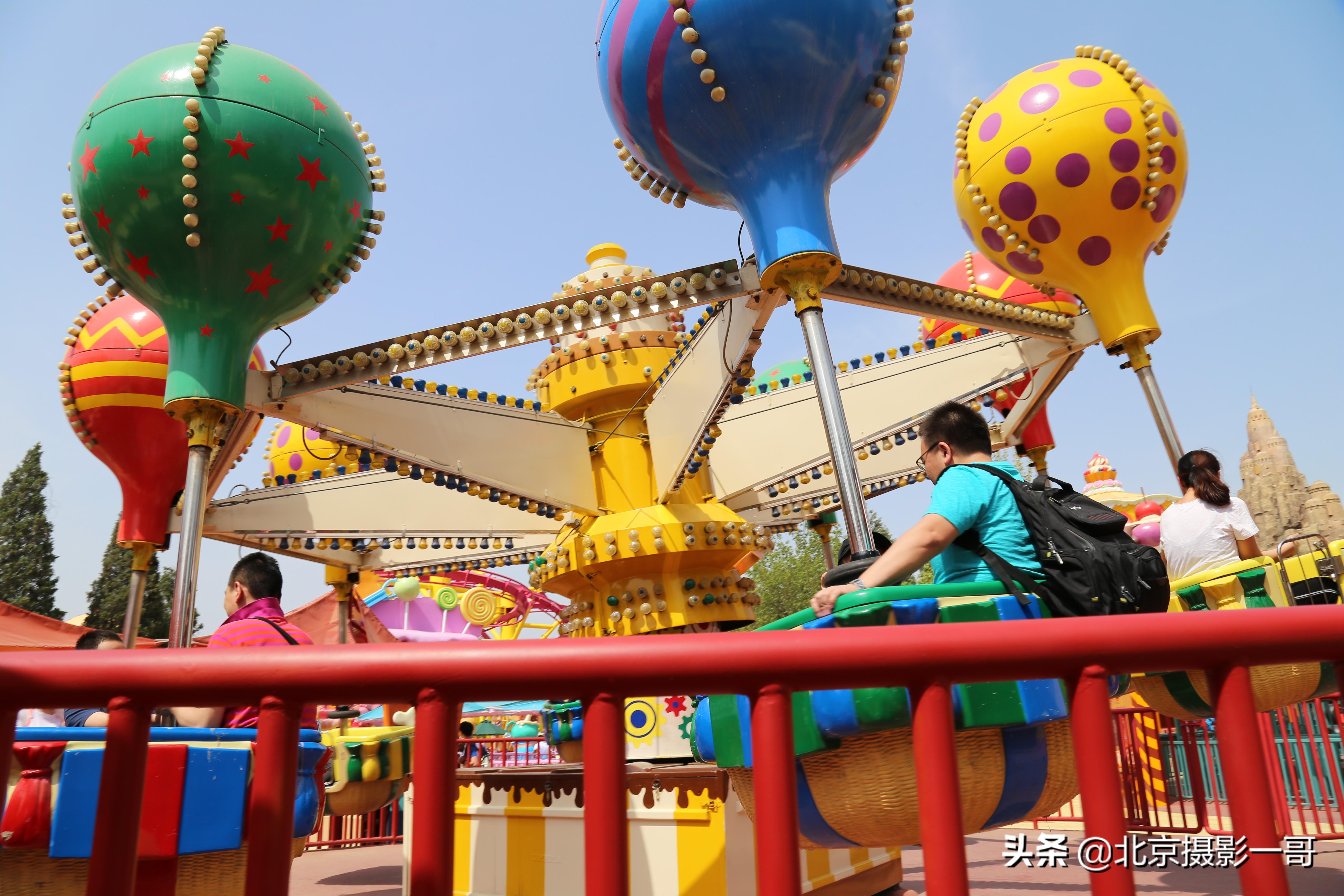 北京欢乐谷旅游攻略(北京亲子游之北京欢乐谷适合儿童放心玩的游艺