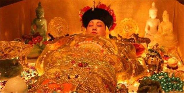 清朝最有影响力的两位太后，清初清末两太后