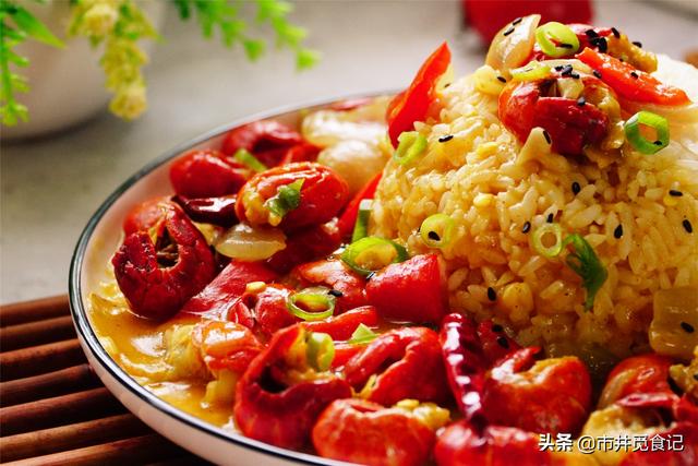 龙虾盖饭家常做法，龙虾盖饭家常做法窍门（若不是成本高真想天天吃）