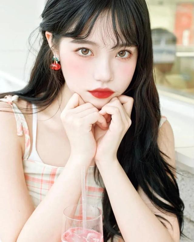 饭圈语介绍，饭圈用语图片（女生化妆和不化妆有什么区别）