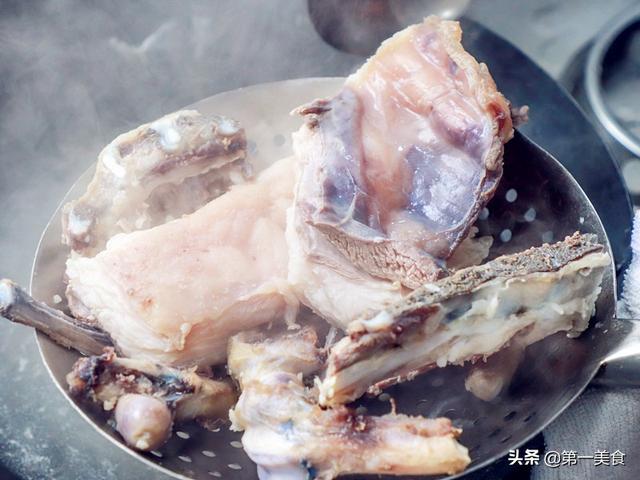 羊肉汤的做法大全，羊肉汤的做法（按照厨师长操作步骤来）