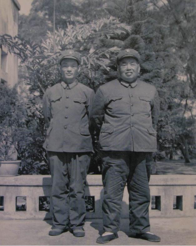 许世友简历，许世友简历和一些他的小故事（为何邓小平指示不准开追悼会不准立碑）