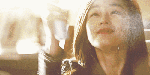 用凉水洗脸好，还是热水洗脸好，用凉水洗脸好（洗脸用热水好，还是冷水好）