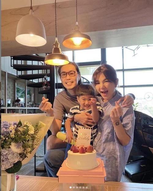 she组合三人的真名,田馥甄个人资料(任家萱发博为ella庆生) she组合三人的真名,田馥甄个人资料(任家萱发博为ella庆生)