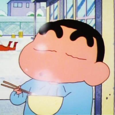 蜡笔小新/一家人头像?微信，蜡笔小新/一家人头像（蜡笔小新可爱逗比微信头像）