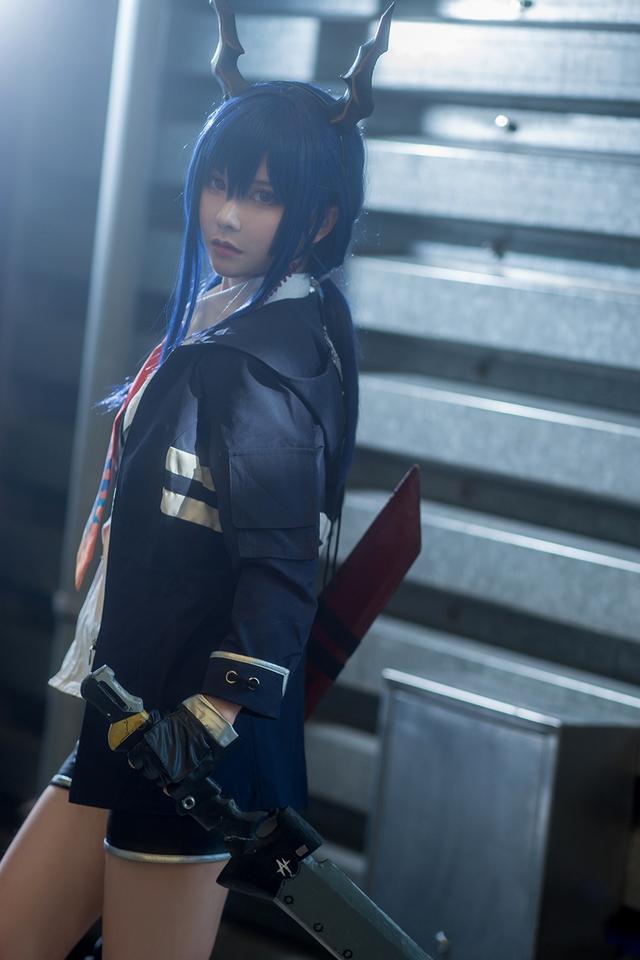 陈sir什么意思，为什么要叫陈sir（四位国人COSER扮演的手游《明日方舟》角色陈SIR）