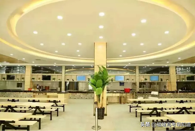 厦门东海学院怎么样，厦门东海职业技术学院怎么样（福建省专科院校食宿条件大比拼）
