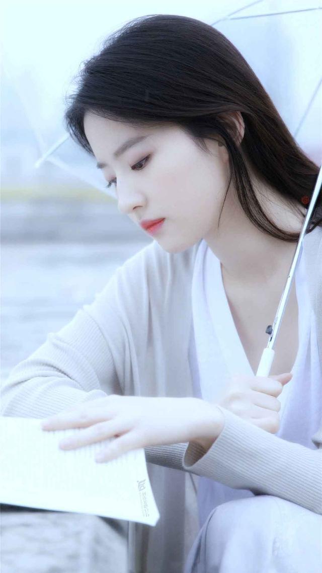 女生又傻可爱的外号，可爱女生绰号大全（粉丝都给女明星们起了哪些可爱的外号别称）