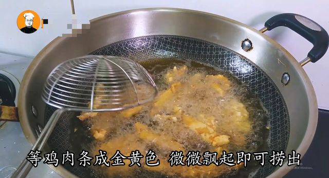 怎么做鸡肉卷简单又好吃，想吃鸡肉卷不用出去买了