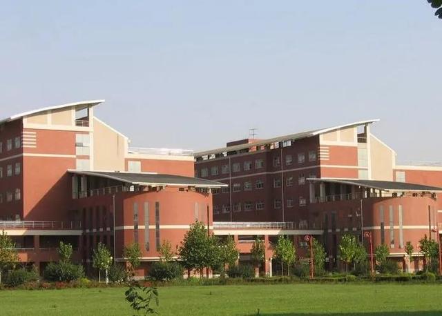 吉林工商学院西安校区，吉林工商学院宿舍条件怎么样（<十九>吉林工商学院）