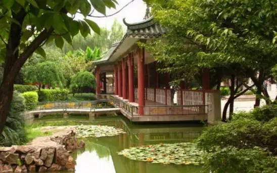 黄陂一中和新洲一中哪个好，武汉新洲一中怎么样（武汉15区排名NO.1的最牛中学盘点）