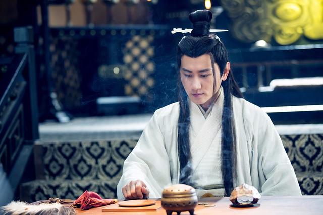 给张良太公兵法的人是谁，给张良太公兵法的人是谁的手下（从落魄公子到行刺之人）