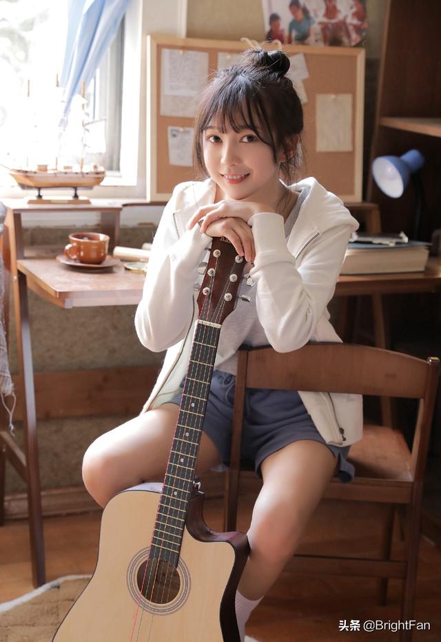 可爱美女，美女可爱（治愈系美女清纯可爱甜美优雅写真图片）