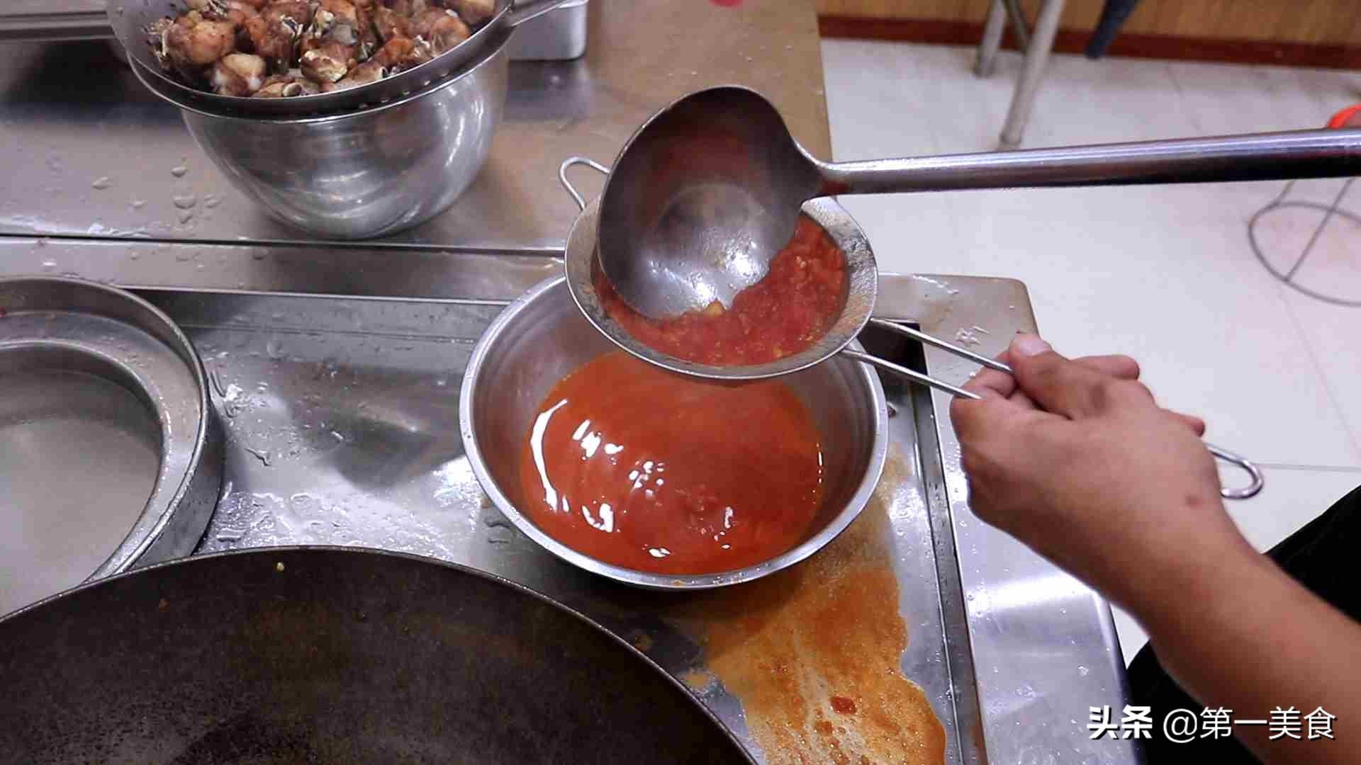 番茄酱排骨的做法步骤是什么，番茄酱排骨怎么做（厨师长教你一道糖醋排骨）