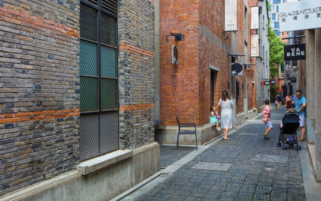 上海弄堂是什么，上海弄堂是什么样子的（4个老弄堂，带你重新认识上海）